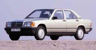 Oblique view of vehicle from front left