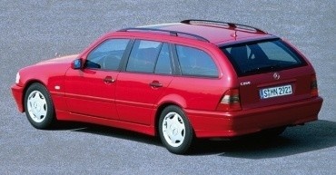 Oblique view of vehicle from rear right
